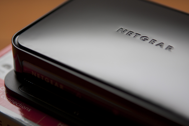 Netgear XAV 5004 開箱、不專業測試分享 [Homeplug AV 500M]
