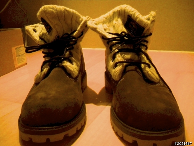 [最新 第一雙靴子][Timberland 男靴、女靴 開箱x2][多張圖]  Men's Heritage Dardin Hiker  &  Junior Roll-Top Boot