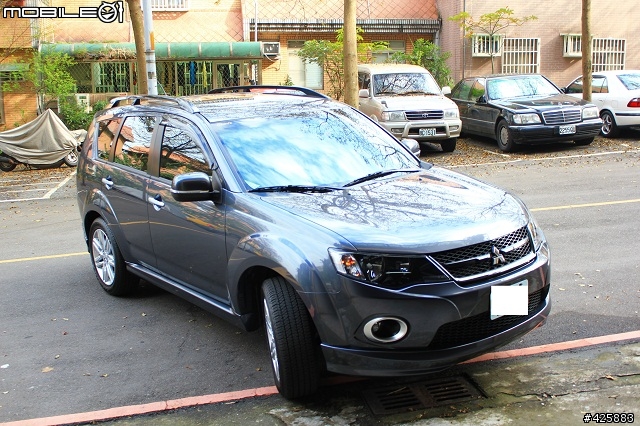 [開箱]Mitsubishi Outlander IO 4WD
