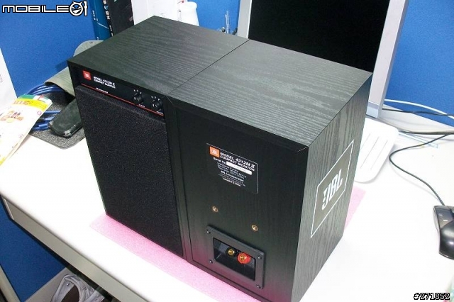 歡樂辦公室(偽)  JBL 4312M 監聽喇叭開箱