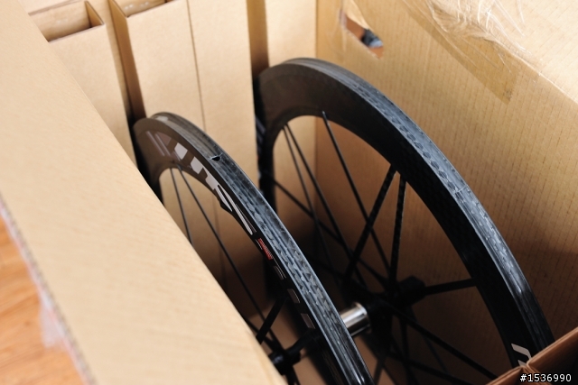Madfiber Road Wheel set 開箱