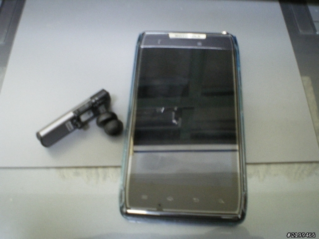 [教學]MOTO RAZR 搭配藍芽耳機進行聲控撥號