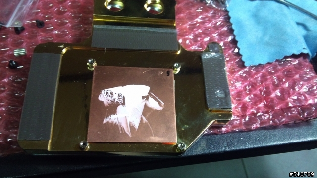 我的5870...電線燒焦了( 附圖)