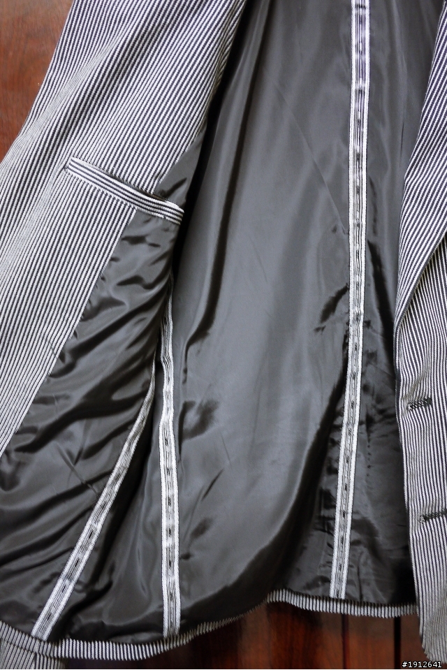 [分享] Nexhype 11 A/W Mutualism Stripe Blazer Jacket 條紋西裝外套