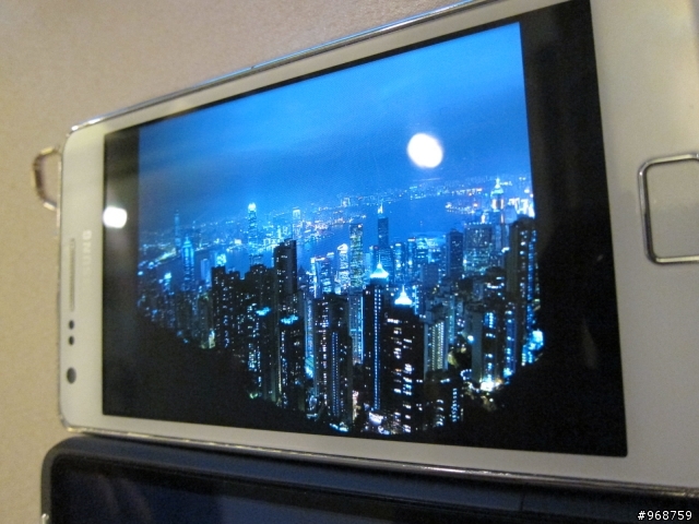與SONY Xperia S的『親密接觸』