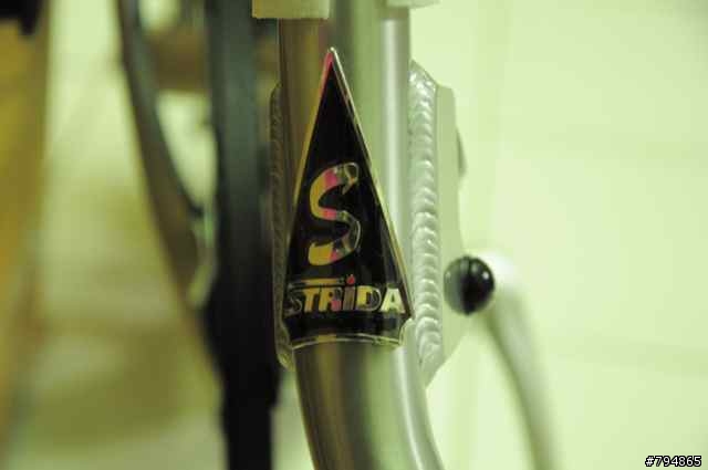 陪我一起流浪的STRiDA LT (拉絲銀)