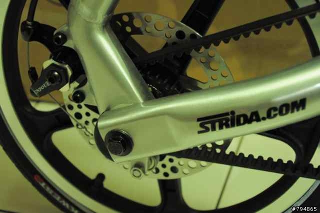陪我一起流浪的STRiDA LT (拉絲銀)