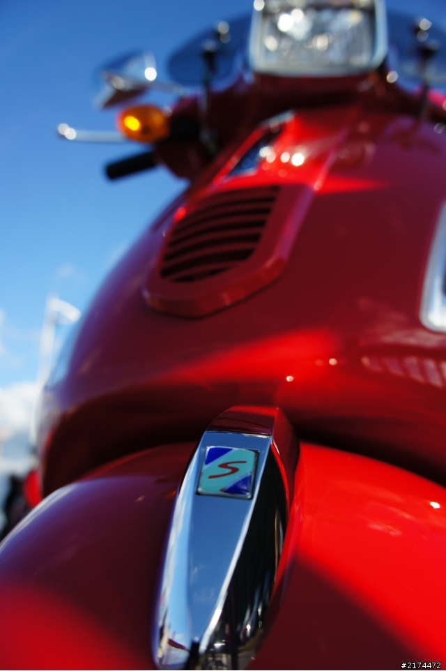 [開箱] 不漂亮毋寧死 VESPA S150