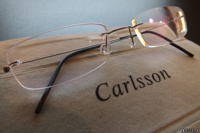 Carlsson X Titanium 超輕薄無螺絲鏡框 開箱