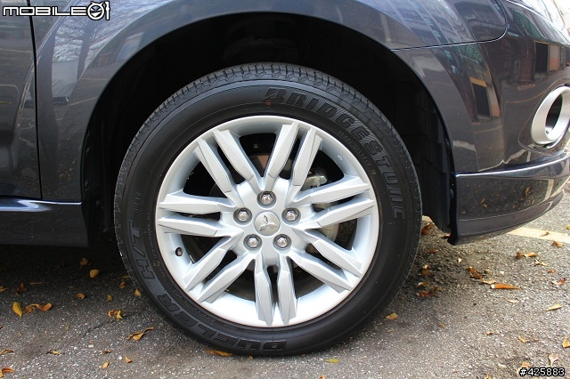 [開箱]Mitsubishi Outlander IO 4WD