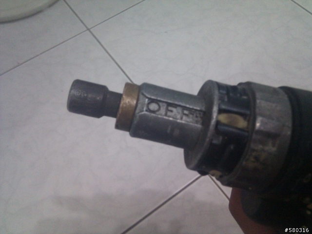 請問DEWALT 得偉 電鑽快速接頭??