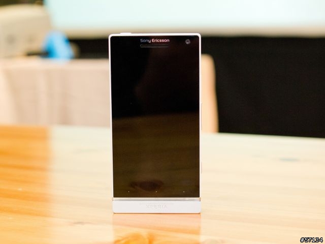[圖多]  難以抵抗的誘惑 XPERIA S !