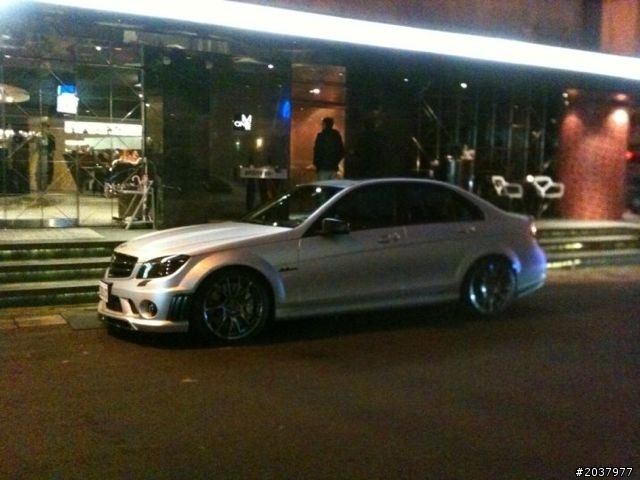 Carlsson C63