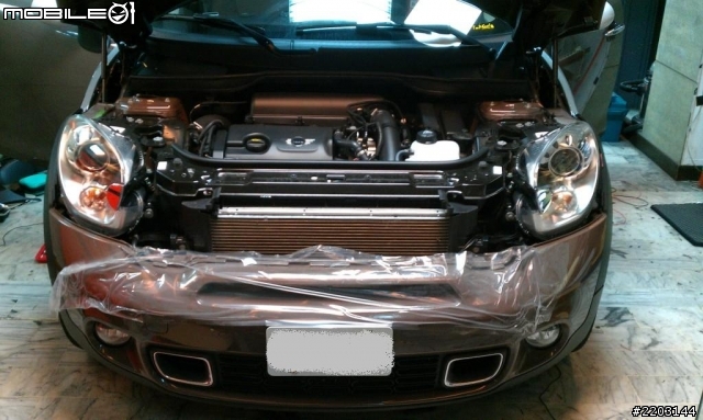 COUNTRYMAN大螢幕整合影音電子系統實例