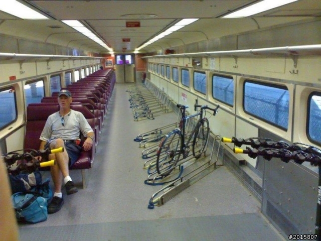 到底是誰叫我準備攜車袋的呢？