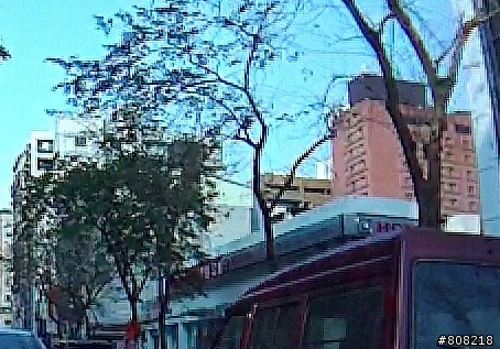 請問有沒有人知道，為什麼行車記錄器(DOD F880HD)拍的影片總有鋸齒狀？