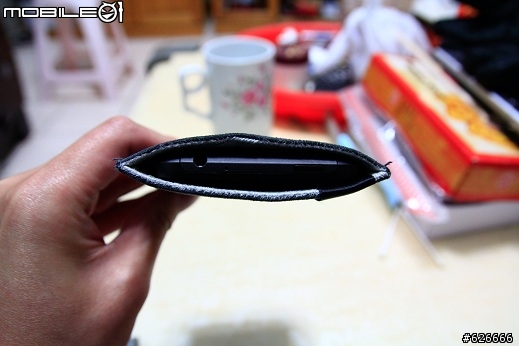 開箱 文 TITAN 手機套