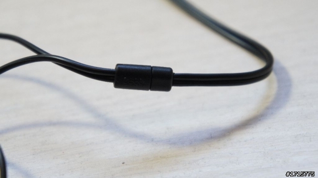 [開箱]低音新愛將 Denon AH-C560-K