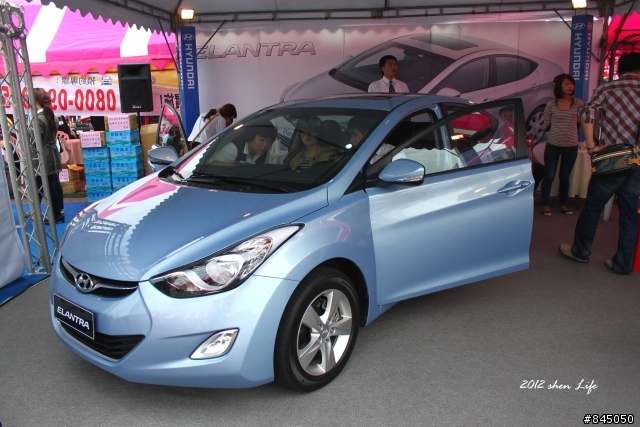高雄夢時代 NEW ELANTRA 真面目