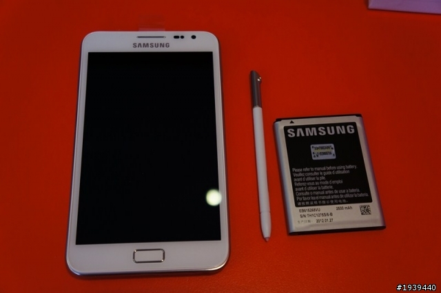 [火速開箱] GALAXY Note 32G精裝特仕版