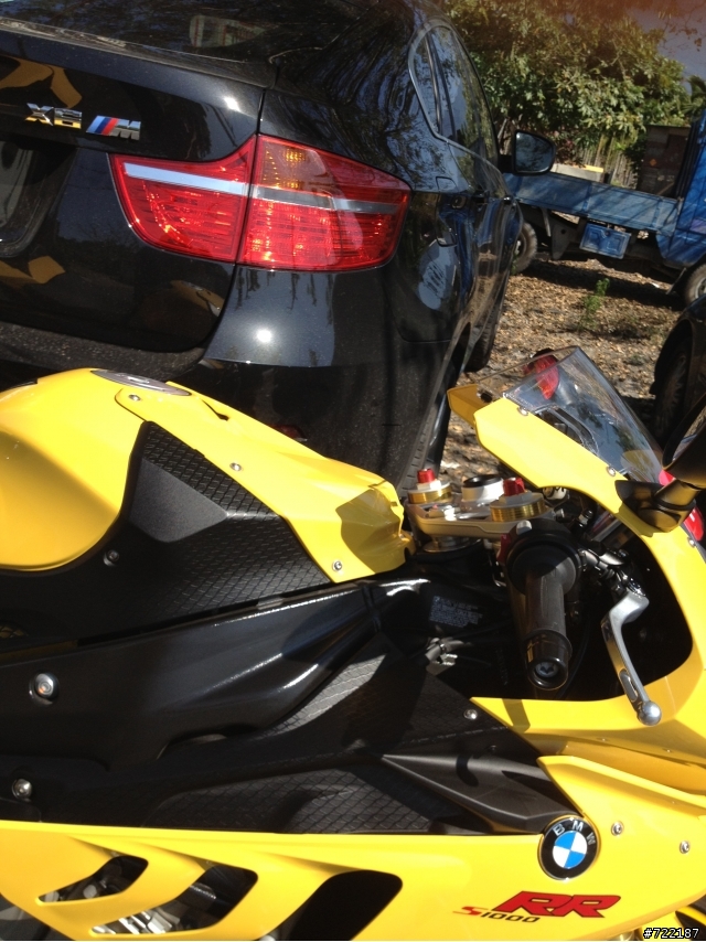 BMW X6M與Ｓ１０００ＲＲ