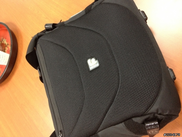 [開箱文]英國名牌筆電包Fusion Gig Bags 入手~*(圖多)