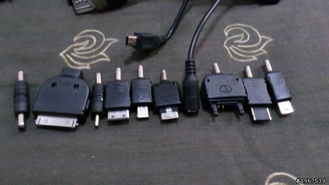 多合一充電線
