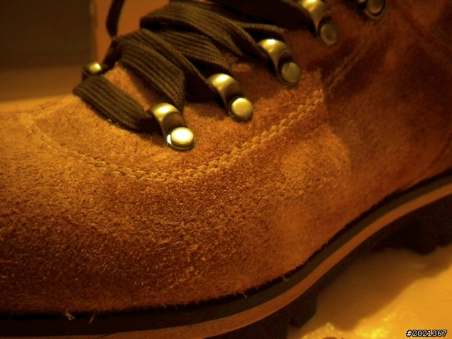 [最新 第一雙靴子][Timberland 男靴、女靴 開箱x2][多張圖]  Men's Heritage Dardin Hiker  &  Junior Roll-Top Boot