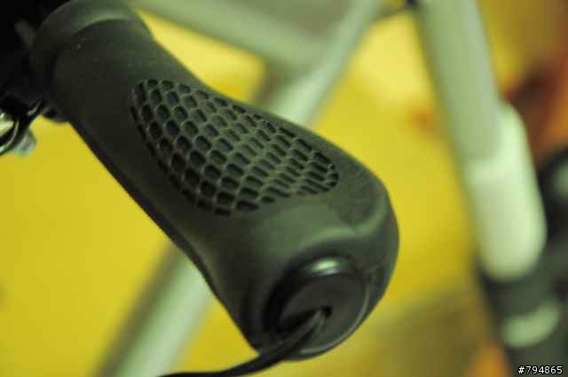 陪我一起流浪的STRiDA LT (拉絲銀)