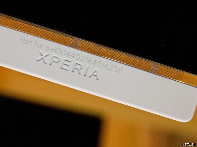 [圖多]  難以抵抗的誘惑 XPERIA S !