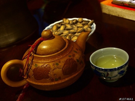 到九份來個不一樣的，可以泡茶又能論因果的瑞芳九份老街裡的樹＂木窟＂奇木樓