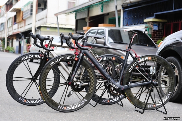 Madfiber Road Wheel set 開箱