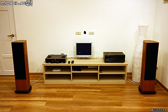 [開箱]  30 年老屋樓層翻新 - 單身漢的北歐風小居