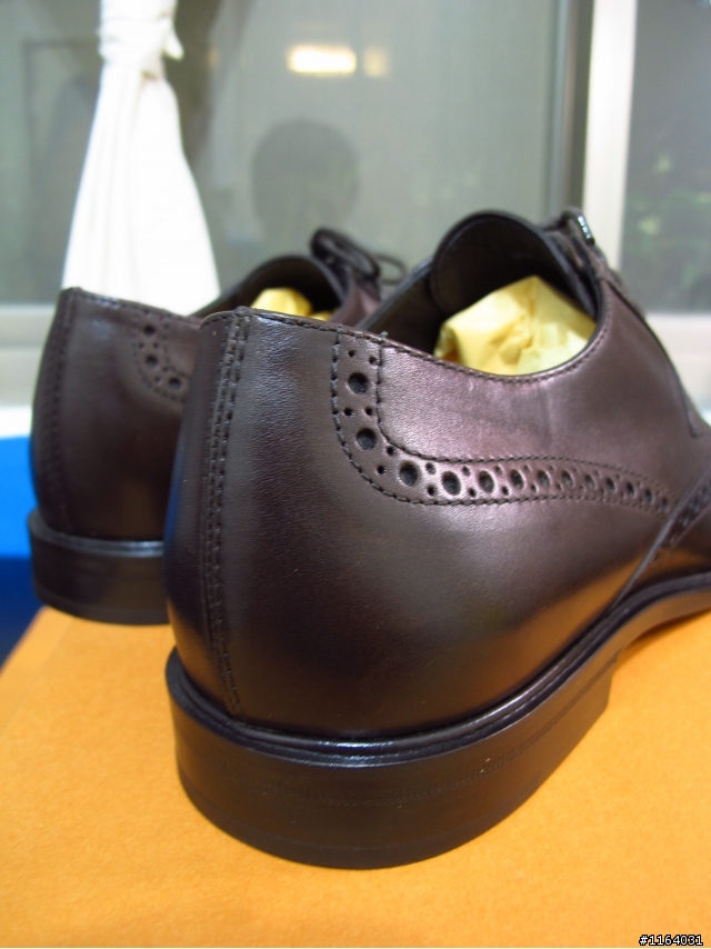 左思右想還是把它帶回家  TOD'S牛津鞋