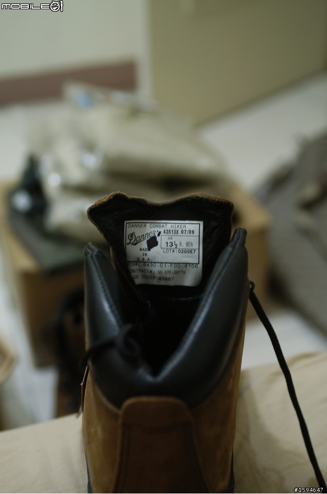 [開箱]哈爾濱行前裝備準備；Danner Combat Hiker Boots 43513X、手、內衣褲、襪子...等
