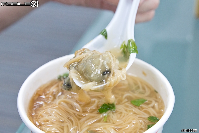 小惡魔下午茶(101/02/21)--油庫口蚵仔麵線配烤香腸