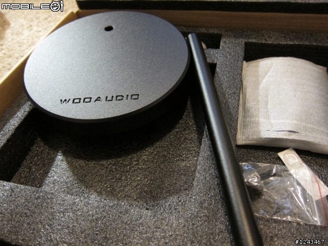[開箱]Woo Audio Headphone Stand
