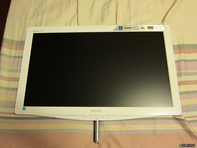 [開箱] Philips 248C3LHSW 23.6吋LED LCD簡單開箱