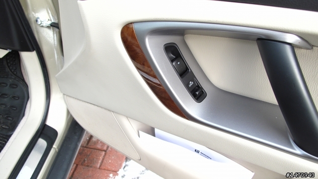 2008 Outback H6 Navi Harvest Gold Metallic(圖多慎入)