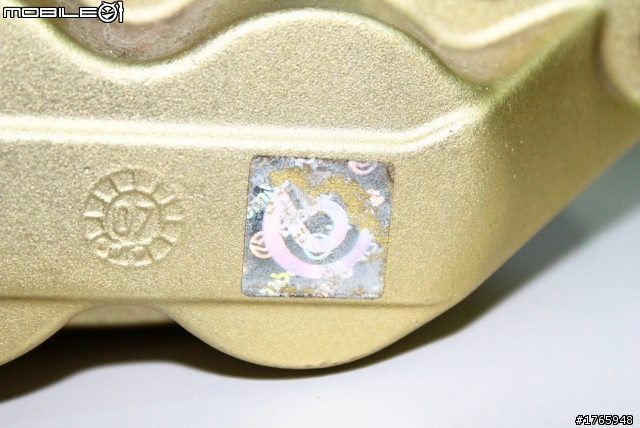 請老手們幫小弟我鑑定一下我的Brembo是正的還是仿的
