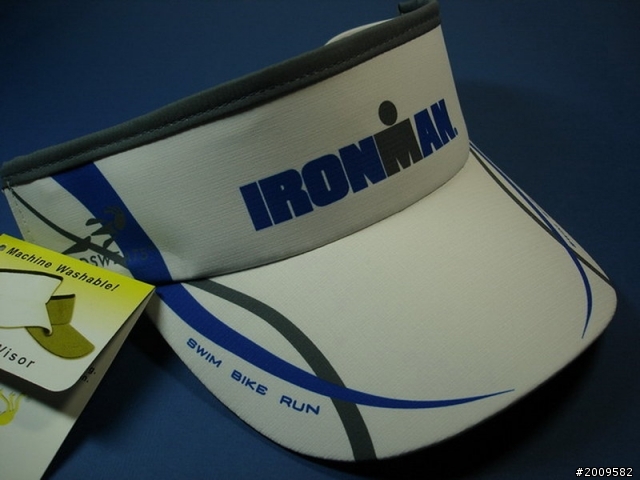IRONMAN出的帽子 有昇華版遮陽帽和普通遮朝陽帽差別在哪