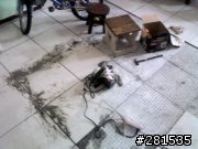 [DIY] 磁磚爆裂之情非得已累死人- 貼磁磚、鋪木地板。