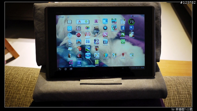 開箱。IPEVO Cushi 2 客廳專用 iPad 2 靠枕