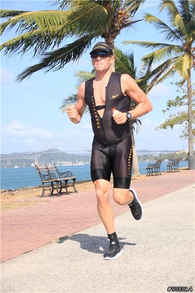 壯哥(Lance Armstrong)回到鐵人界的第一場比賽-巴拿馬鐵人賽