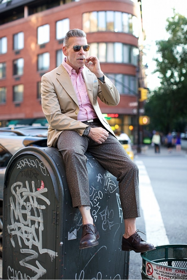 [分享]最會穿衣的爺爺"Nick wooster"