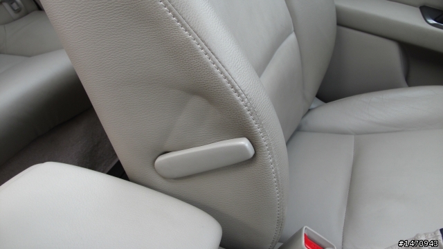 2008 Outback H6 Navi Harvest Gold Metallic(圖多慎入)