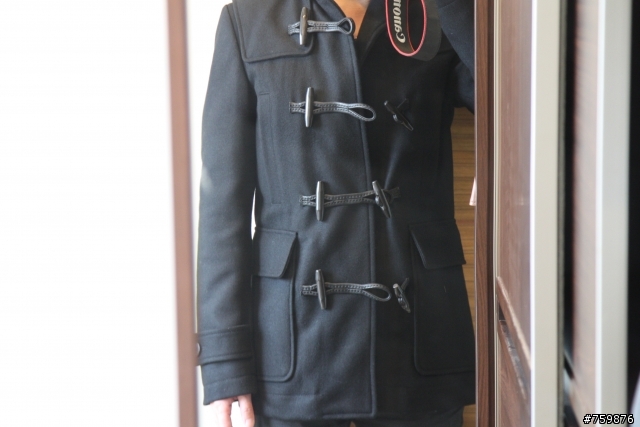 Dsquared2 牛角短大衣