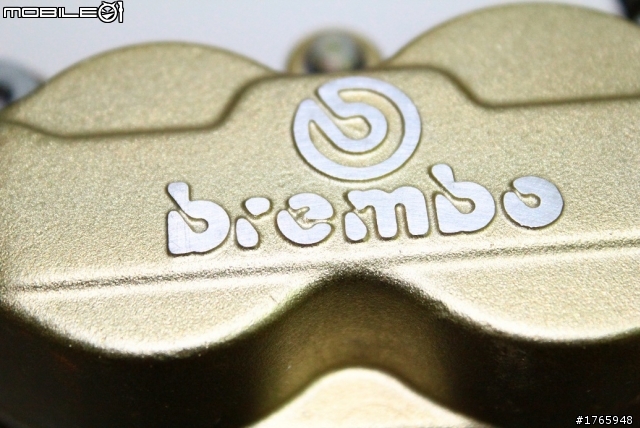 請老手們幫小弟我鑑定一下我的Brembo是正的還是仿的
