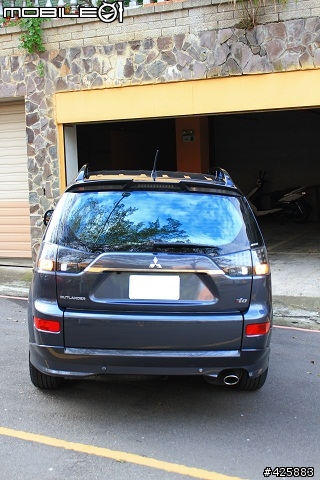 [開箱]Mitsubishi Outlander IO 4WD