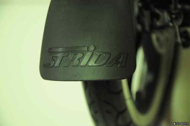 陪我一起流浪的STRiDA LT (拉絲銀)